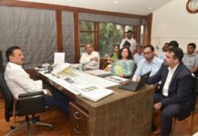 शासकीय वैद्यकीय महाविद्यालये व संलग्न रुग्णालयांमध्ये अतिरिक्त रेडिओलॉजी सेवा कार्यान्वित करावी – वैद्यकीय शिक्षण मंत्री गिरीष महाजन