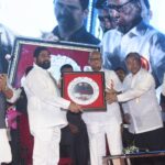 Hon-cm-maratha-mandir-program-photo-1-1140×760.jpg