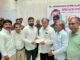 पालकमंत्री चंद्रकांत पाटील यांच्या वाढदिवसानिमित्त मोरेश्वर बालवडकर यांच्या वतीने आरोग्य योजनेसाठी धनादेश