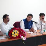 विद्यार्थ्यांना-दर्जेदार-शिक्षण-व-सोयीसुविधा-1.jpeg