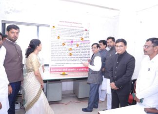 नागरिकांनी लोकसेवा हक्क कायद्याचा वापर करून लाभ घ्यावा-आयुक्त दिलीप शिंदे