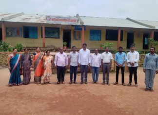 वाघेश्वरी माध्यमिक विद्यालयात चप्पल वाटपाचा कार्यक्रम साजरा.
