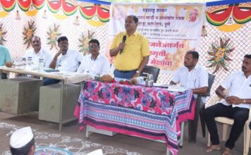 जिल्ह्यातीलपहिले ‘मधाचे गांव’ करण्यासाठी गुहिणी गावाची पाहणी