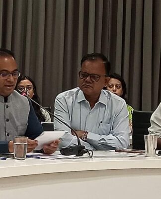 अपघात कमी करण्यासाठी अपघातांच्या शास्त्रीय अभ्यासासह विविध उपाययोजना आवश्यक-जिल्हाधिकारी डॉ.राजेश देशमुख