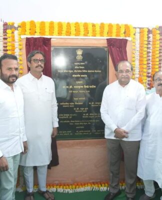 दौंड उपविभागीय अधिकारी कार्यालयाचे महसूल मंत्री राधाकृष्ण विखे पाटील यांच्याहस्ते उद्घाटन