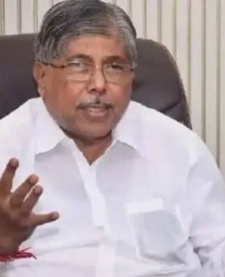 विद्यापीठ आणि संलग्नित महाविद्यालयात शिक्षण घेणाऱ्या तृयीयपंथी विद्यार्थ्यांची संपूर्ण शैक्षणिक फी विद्यापीठ भरणार