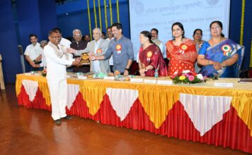 शाळेतील दिवसच आपल्या जीवनात संस्काराचा पाया रचतात : आमदार कैलास पाटील