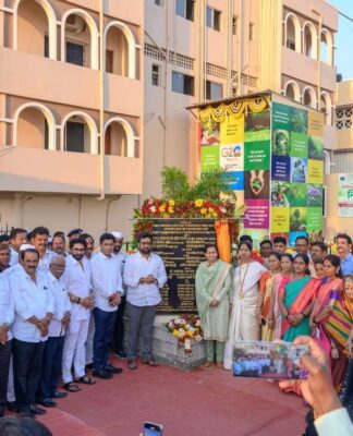 महिला व बालविकास मंत्री कु. आदिती तटकरे यांच्या हस्ते श्री क्षेत्र ओझर येथे बायोगॅस निर्मिती प्रकल्पाचे उद्घाटन