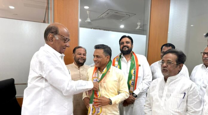 भाजपाचे माजी शहर चिटणीस ज्येष्ठ पत्रकार सुनील माने यांचा शरद पवारांच्या उपस्थितीत राष्ट्रवादी काँग्रेस शरद पवार पक्षात प्रवेश