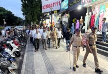 आ. शिरोळेंनी केली पोलिसांसमवेत औंध परिसराची पहाणी