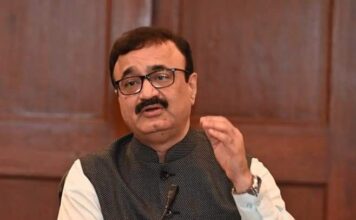 सकारात्मक उर्जानिर्मितीसाठी योगविद्या आत्मसात करा-डॉ. चंद्रकांत पुलकुंडवार