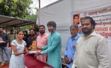 मनसेच्या वतीने गुणवंत विद्यार्थ्यांच्या पाठीवर कौतुकाची थाप