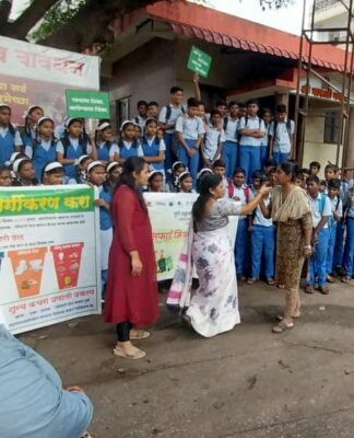 कोथरूड बावधन क्षेत्रीय कार्यालय अंतर्गत बावधन येथे स्वच्छता अभियान निमित्त पथनाट्य व जनजागृती