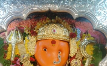 श्री देवी चतुःशृंगी मंदिरात घटस्थापना