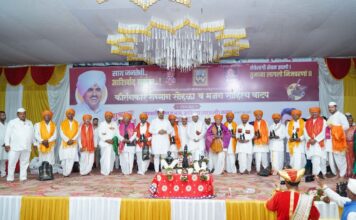 अमोल बालवडकर यांच्या वतीने कीर्तनकार सन्मान सोहळा व भजन साहित्य वाटप कार्यक्रम