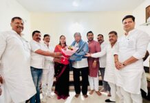 बाणेर येथे भाजपाचे उमेदवार चंद्रकांत पाटील दादांच्या प्रचारार्थ जनसंवाद, पूनम विधाते यांच्या निवासस्थानी भेट