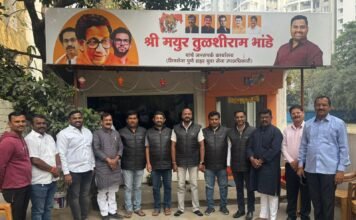 शिवसेनेच्या वतीने पत्रकारांचा सन्मान शिवसेना उपनेते रवींद्र मिर्लेकर यांच्या वाढदिवसांच्या व पत्रकार दिनाच्या निमित्ताने करण्यात आला