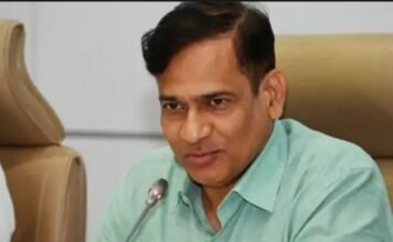पुण्याचे जिल्हाधिकारी डॉ.सुहास दिवसे यांची बदली