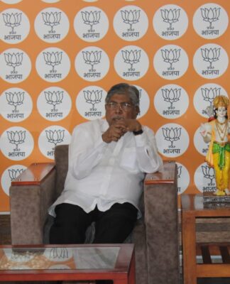 कोथरुड मधील समान पाणीपुरवठा योजनेची कामे जलदगतीने पूर्ण करा!नामदार चंद्रकांतदादा पाटील यांचे पाणीपुरवठा विभागाच्या अधिकाऱ्यांना निर्देश