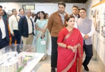 सुनियोजित व सुंदर शहरांसाठी ‘डिझाईन’ महत्त्वपूर्ण – माधुरी मिसाळ यांचे प्रतिपादन; व्हीके ग्रुप आयोजित ‘व्हीकलेक्टिव्ह’ प्रदर्शनाचे व शहरीकरणावर चर्चासत्राचे उद्घाटन