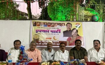 कोथरूड काँग्रेसच्या वतीने शास्त्रीनगर मधील मस्जिद मध्ये इफ्तार पार्टीचे आयोजन