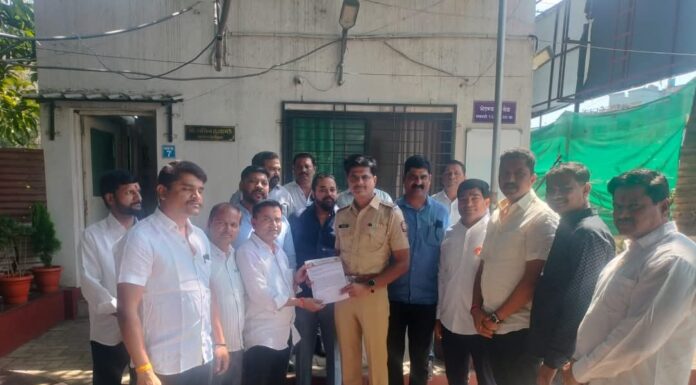 किल्ले सिंहगडावर विदेशी पर्यटकाबरोबर गैरवर्तन करणाऱ्या तरुणांवर कारवाई मागणी