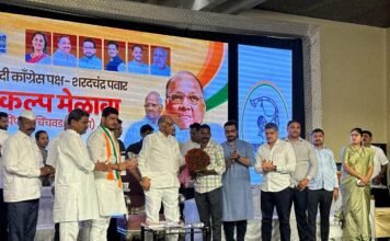 सत्तेसाठी “भाजपबरोबर जाऊन बसायचं” ही भूमिका कोणी मांडत असेल, तर हा विचार काँग्रेसचा विचार नाही. त्यामुळे कुणाशीही संबंध ठेवा. पण भाजपशी संबंध हा काँग्रेसच्या विचारात असू शकत नाही. -शरद पवार