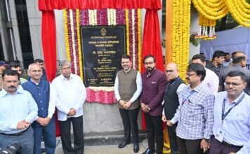 मुख्यमंत्र्यांच्या हस्ते सीओईपी तंत्रज्ञान विद्यापीठाच्या ग्रंथालय व संगणक अभियांत्रिकी विभागाच्या नूतन इमारतीचे उद्घाटन