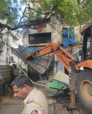 परीहार चौक औंध ते आंबेडकर चौक रस्त्याच्या दुतर्फा अनाधिकृत बांधकाम व शेडवर कारवाई