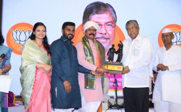 कृष्णगंगा सोशल फाउंडेशन व भाजपचे रोहन रोहिदास कोकाटे यांच्यावतीने दिवाळी संध्या व फराळाचे आयोजन