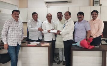 योगीराज पतसंस्थेच्या कर्मचा-यांना बोनस व दिवाळी अॅडव्हान्स वाटप