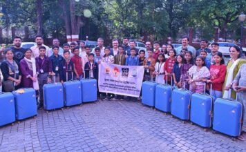 पुणे जिल्ह्यातील २५ विद्यार्थी नासा येथे अभ्यासदौऱ्यासाठी रवानाविभागीय आयुक्त डॉ. चंद्रकांत पुलकुंडवार यांनी दिल्या शुभेच्छा