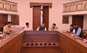 वाहतूक नियमांचे उल्लंघन करणाऱ्यांवर कठोर कारवाई करा- विभागीय आयुक्त डॉ. चंद्रकांत पुलकुंडवार