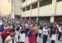 स्वर्गीय खासदार विठ्ठलराव तुपे पाटील स्मार्ट लर्निंग स्कूल मध्ये संविधान दिन मोठ्या उत्साहात साजरा केला “संविधानाचे दीपस्तंभ” नाटक सादरीकरण