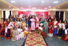 अमृता खतावकर, व वनिता बिडवई यांनी “वामा क्वीन” चा किताब पटकावला