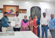 बाणेर गावठाण परिसरातील ड्रेनेज समस्या संदर्भात जयेश मुरकुटे यांची सहाय्यक आयुक्त गिरीश दापेकर यांच्याकडे निवेदनाद्वारे दुरुस्तीची मागणी