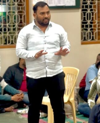 पुणे महानगरपालिका निवडणुकीसाठी सोमेश्वरवाडी ग्रामस्थांचा सचिन दळवी यांना बैठक घेत एकमुखी पाठिंबा