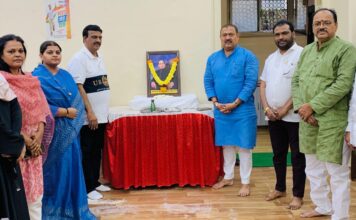 भारतरत्न डॉ. बाबासाहेब आंबेडकर यांच्या ६९ व्या महापरिनिर्वाण दिनानिमित्त पुणे शहर जिल्हा काँग्रेस कमिटीतर्फे विनम्र अभिवादन