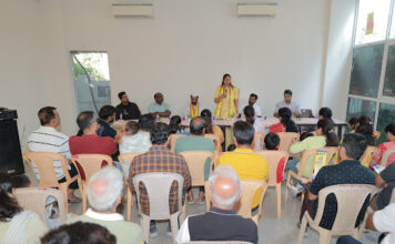 प्रभाग ९ मध्ये अपक्ष उमेदवार पुनम विधाते व प्रमोद निम्हण यांचा सोसायटी संवाद दौरावाहतूक, पाणी, आरोग्य व क्रीडासुविधांवर नागरिकांशी थेट चर्चा