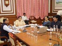 उपमुख्यमंत्री सुनेत्रा पवार यांच्या अध्यक्षतेखाली जिल्हा नियोजन समितीची बैठक संपन्नएक हजार ३२ कोटींच्या प्रारूप आराखड्यास मान्यता; ७०० कोटींच्या अतिरिक्त निधीची मागणी