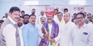 पुण्यातील काँग्रेसच्या कार्यकर्त्यांमुळे आज मला मनुवादी वृत्तीच्या विरोधातील पुढचा लढा लढण्यासाठी अधिक बळ मिळाले. – हर्षवर्धन सपकाळ