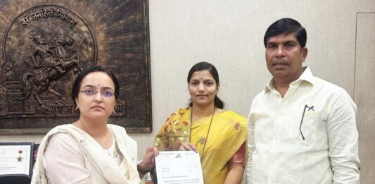 प्रभाग क्रमांक ९ मधील शाळांच्या पुनर्विकासासाठी नगरसेविका मयुरी राहुल कोकाटे यांचा पुढाकार