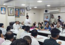 औंध वार्ड ऑफिसच्या मोहल्ला कमिटी मिटिंगमध्ये नागरिकांनी मांडल्या समस्या