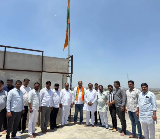 लोणीकंद येथे भाजपाचा स्थापना दिवस उत्साहात साजरा; जिल्हाध्यक्ष प्रदीप कंद यांचे कार्यकर्त्यांना मार्गदर्शन