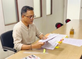 केबल डक्ट प्रकरणात महापालिका व दिनेश इंजिनिअर्स व महाप्रीत यांचा सामूहिक भ्रष्टाचार – सुनील माने