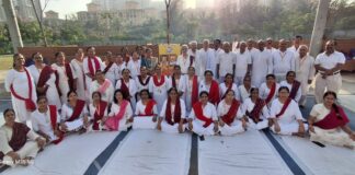 भारतीय योग संस्थानच्या 60 व्या वर्धापन दिनानिमित्त योग कार्यक्रम उत्साहात