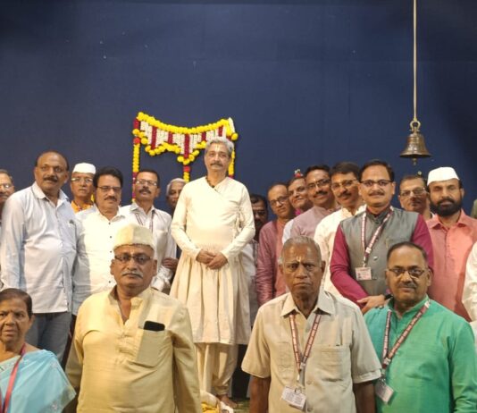 ‘गुड मॉर्निंग ग्रुप’साठी श्री. योगेश सोमण यांचा ‘आनंद डोह’ एकपात्री प्रयोग संपन्न