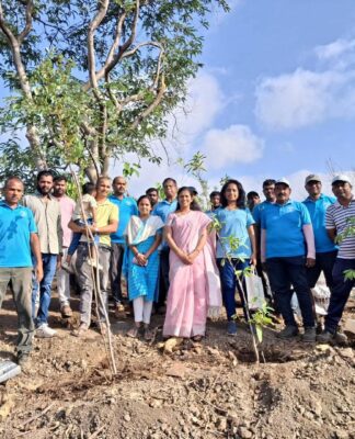 नामदार चंद्रकांतदादा पाटील यांच्या वाढदिवसानिमित्त बाणेर टेकडीवर ५१ वृक्षांचे वृक्षारोपण