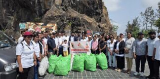 छत्रपती शाहू महाराज यांच्या जयंतीनिमित्त सिंहगडावर स्वच्छता मोहिम संपन्न