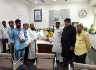 हजरत शम्सुद्दीन कादरी रहमतुल्लाह अलैह दर्गाह पाडल्याच्या निषेधार्थ विविध संघटनांचे जिल्हाधिकाऱ्यांना निवेदन; २४ तासांत पुनर्बांधणीची मागणी